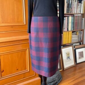 Ann Taylor Checkered Pencil Skirt in Navy and Burgundy Size 4 NWT